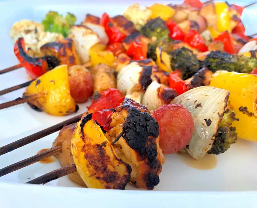 Halloumi and vegetable outlet kebabs